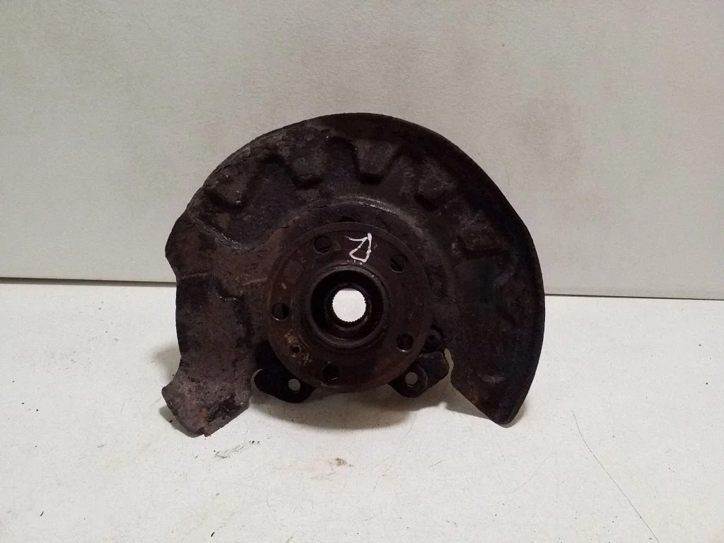 Front wheel hub – Audi A1 (2010-2018)
