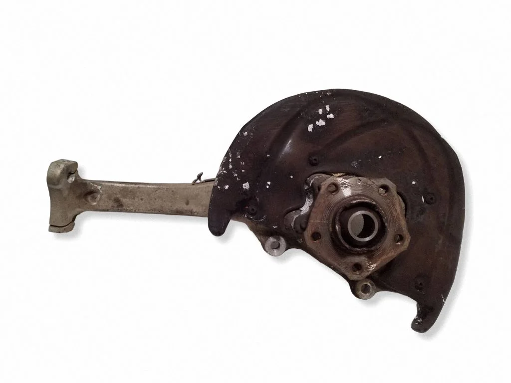 Front wheel hub 4M0407242J