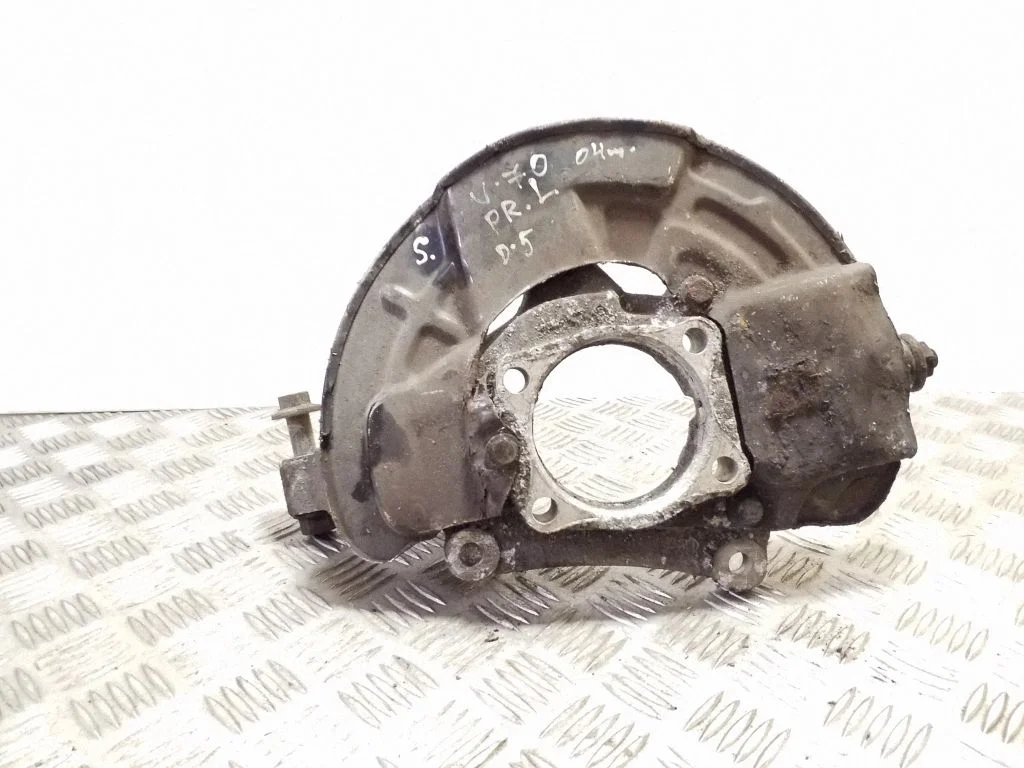 Front wheel hub P39960626