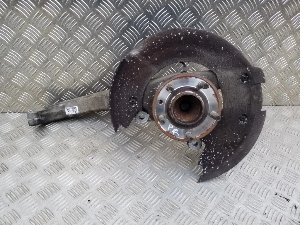 Front wheel hub GX733K185AB
