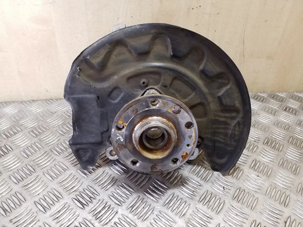 Front wheel hub 5Q0401258A
