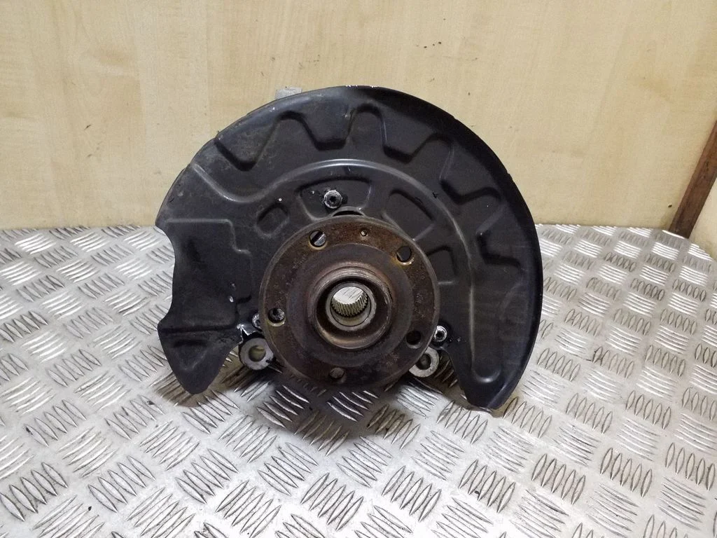 Front wheel hub 5Q0407258C