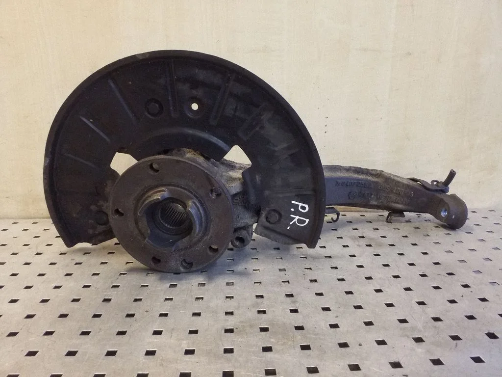 Front wheel hub 7L0407258A