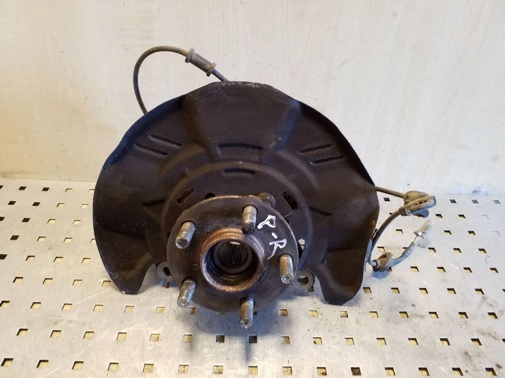Front wheel hub – Subaru Outback (2009-2014), right