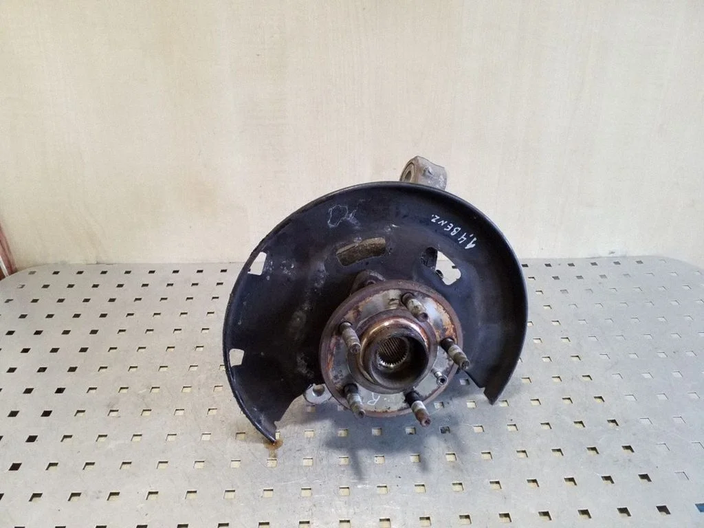Front wheel hub 13583478