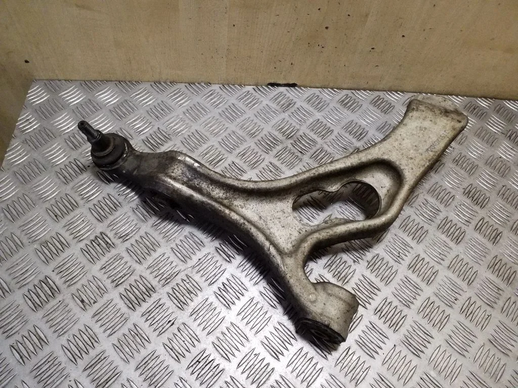 Front control arm 7P0407151C