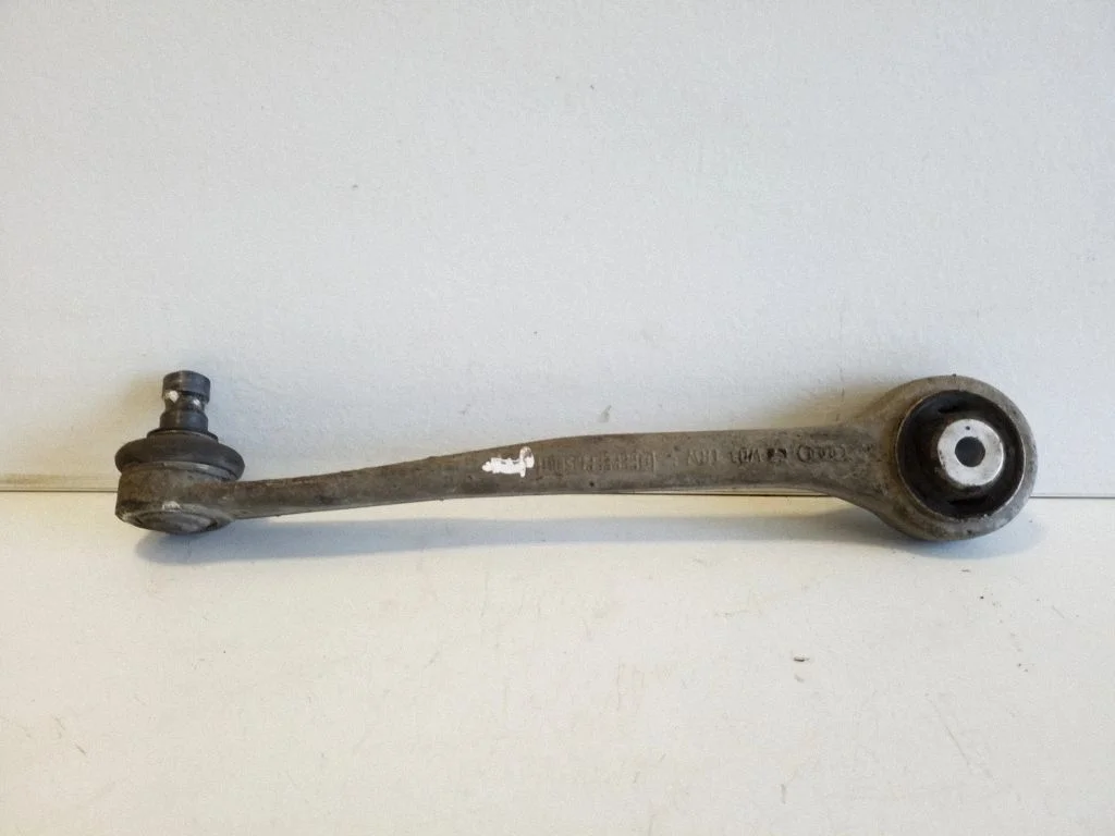 Front control arm 8K0505A