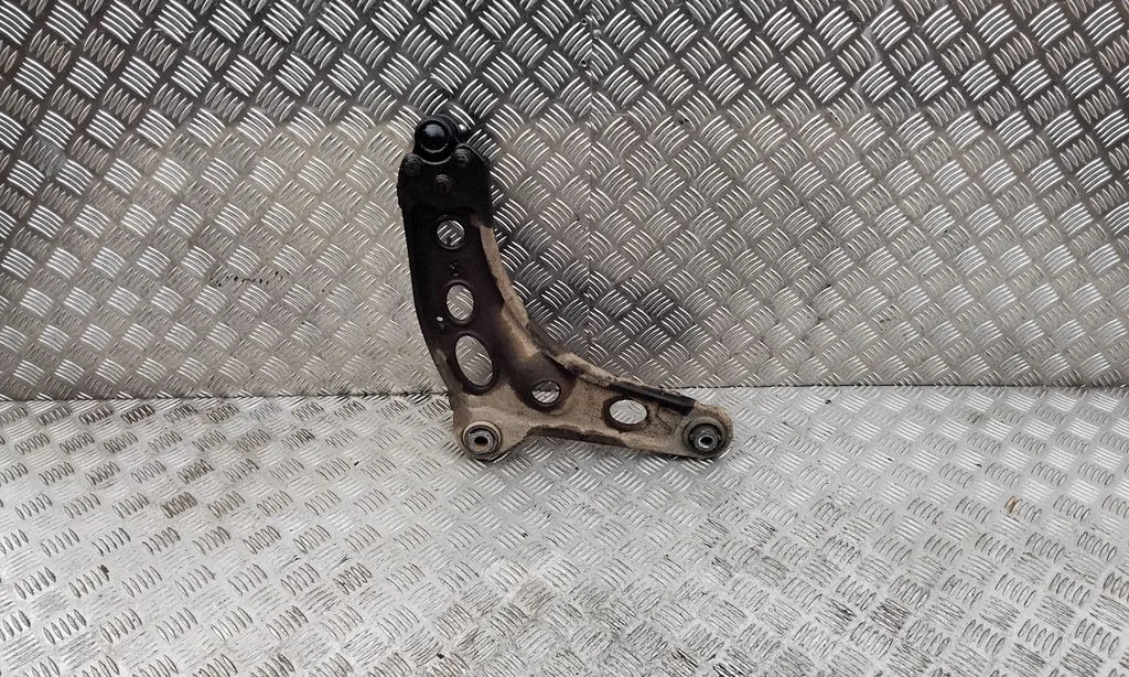 Front control arm 8200395007