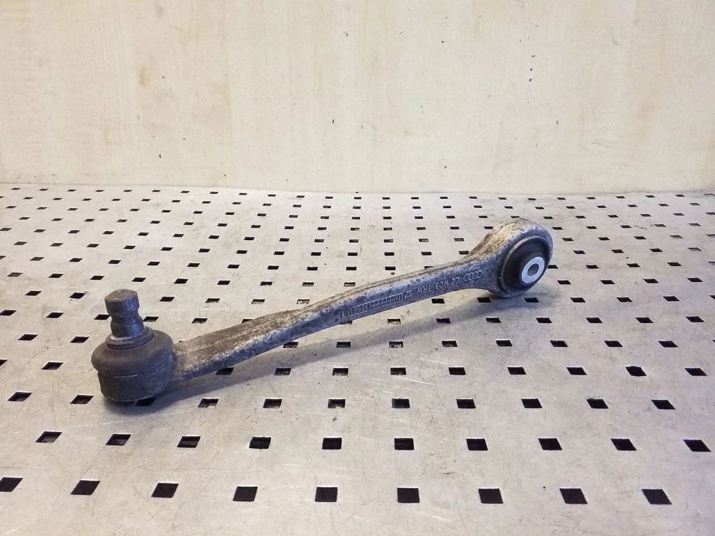 Front control arm – left
