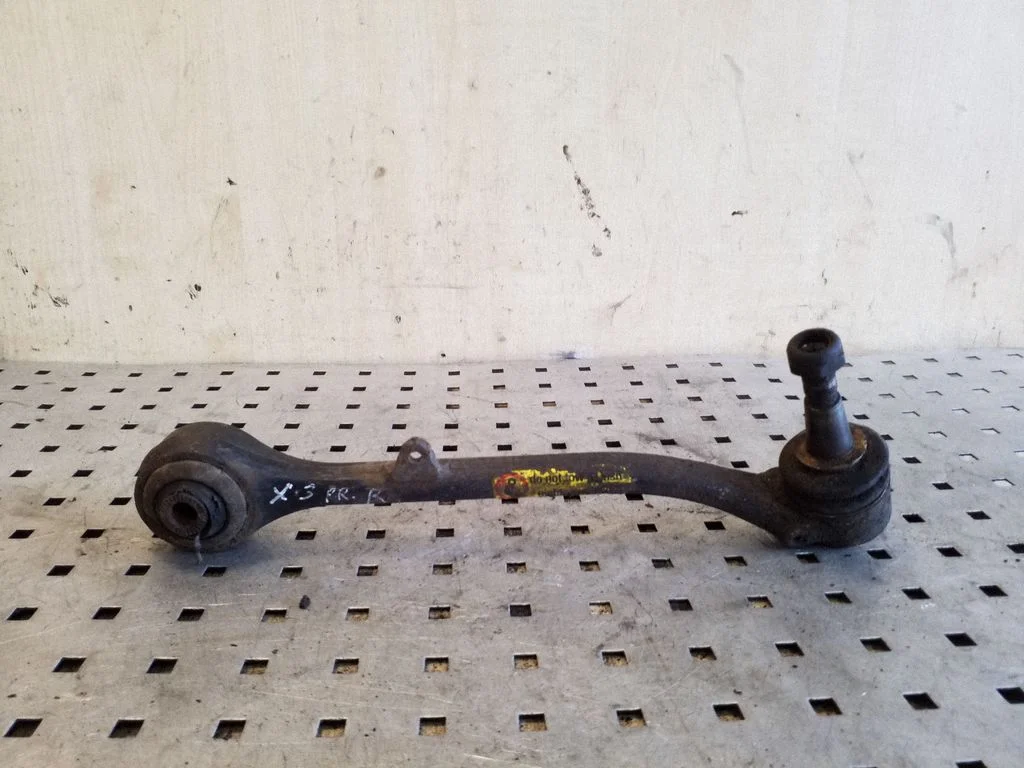 Front control arm – front right