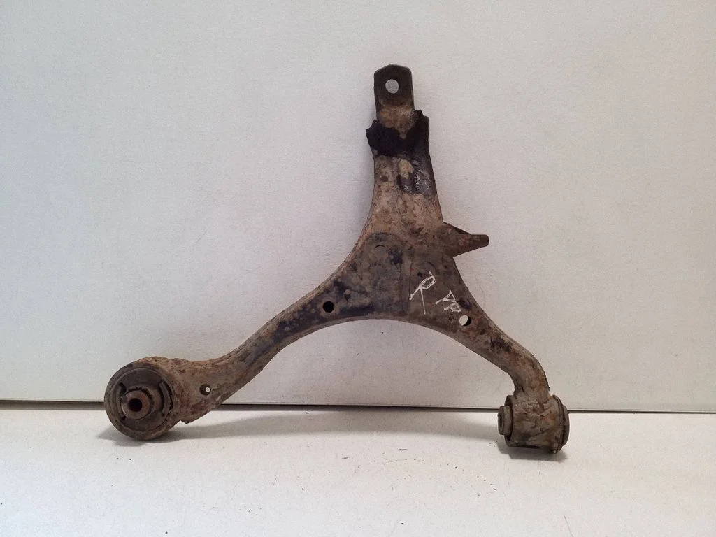 Front lower control arm/wishbone – right