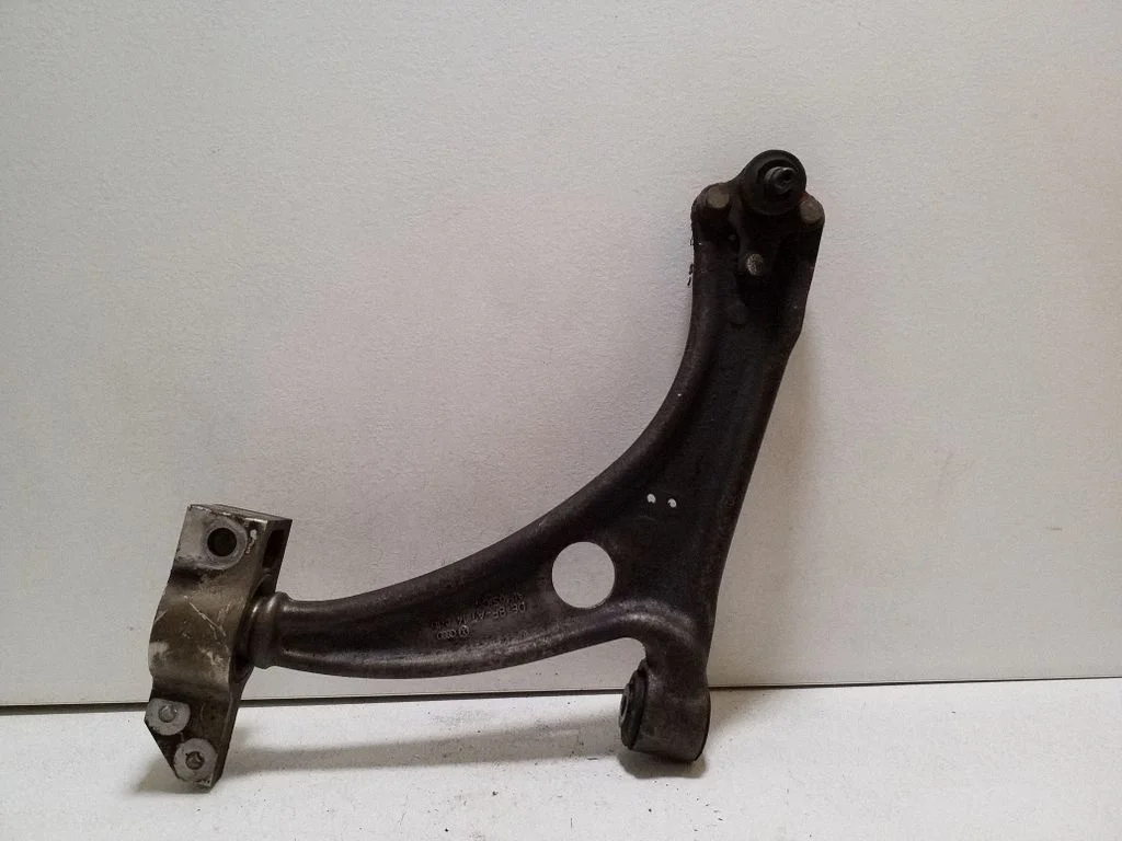 Front lower control arm/wishbone – Audi Q3 8U (2011-2016)