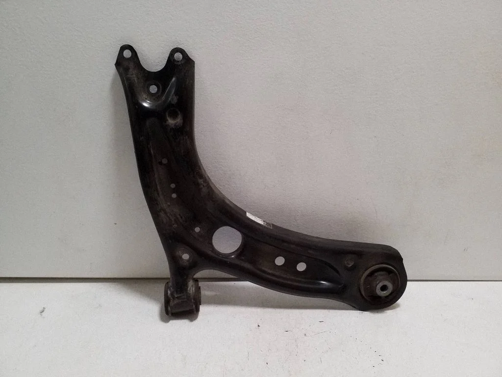 Front lower control arm/wishbone 5WA407152C