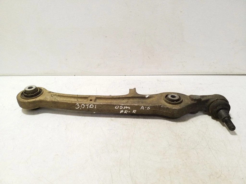 Front lower control arm/wishbone – right