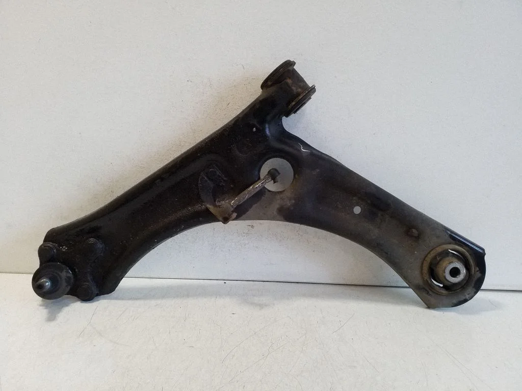 Front lower control arm/wishbone – Skoda Superb B6 (3T) (2008-2015)