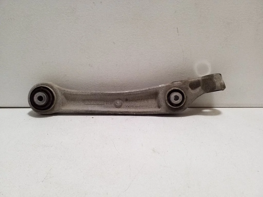 Front lower control arm/wishbone 4M0407156E