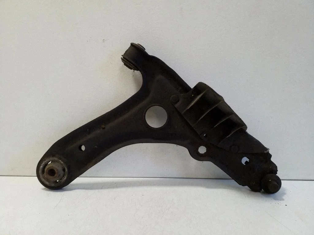 Front lower control arm/wishbone 1H0615448