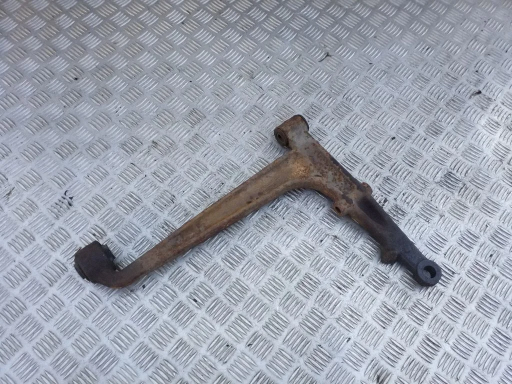 Front lower control arm/wishbone 701407164