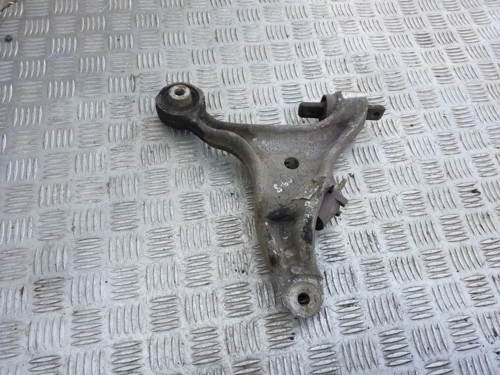 Front lower control arm/wishbone 9492120