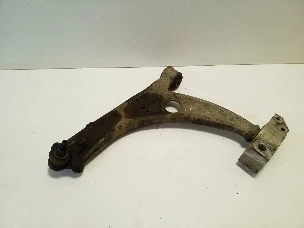 Front lower control arm/wishbone – Audi Q3 8U (2011-2016)