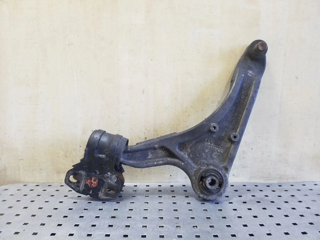 Front lower control arm/wishbone 060378G