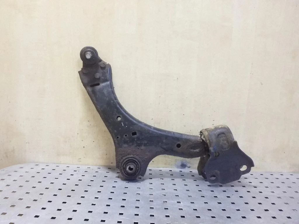 Wahacz przedni dolny – Land Rover Freelander 2 - LR2 (2007-2016)