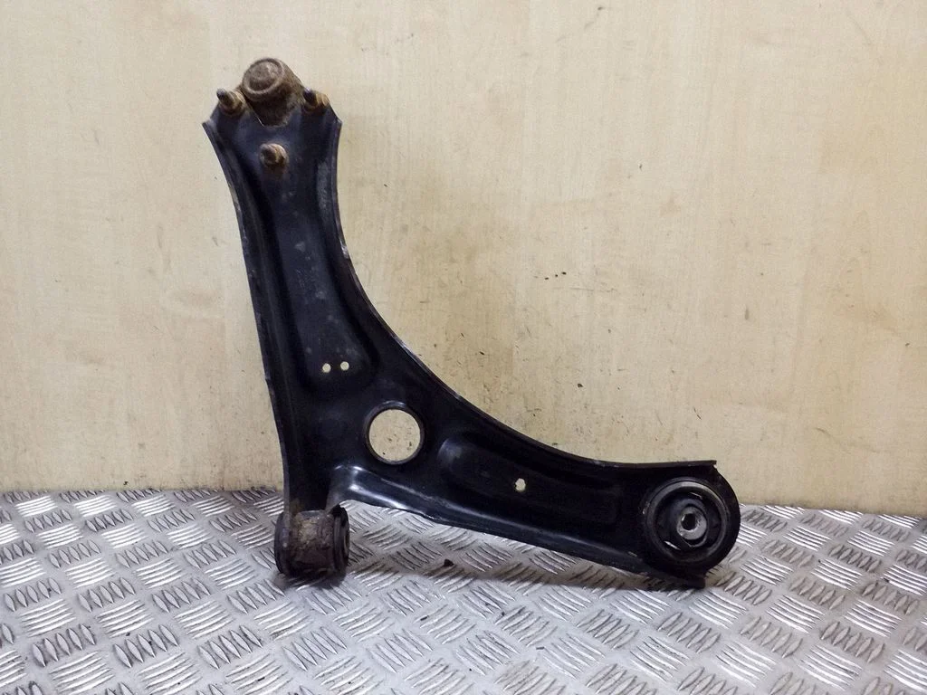 Front lower control arm/wishbone 1K0407151BB