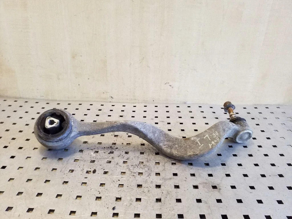 Front lower control arm/wishbone – front left