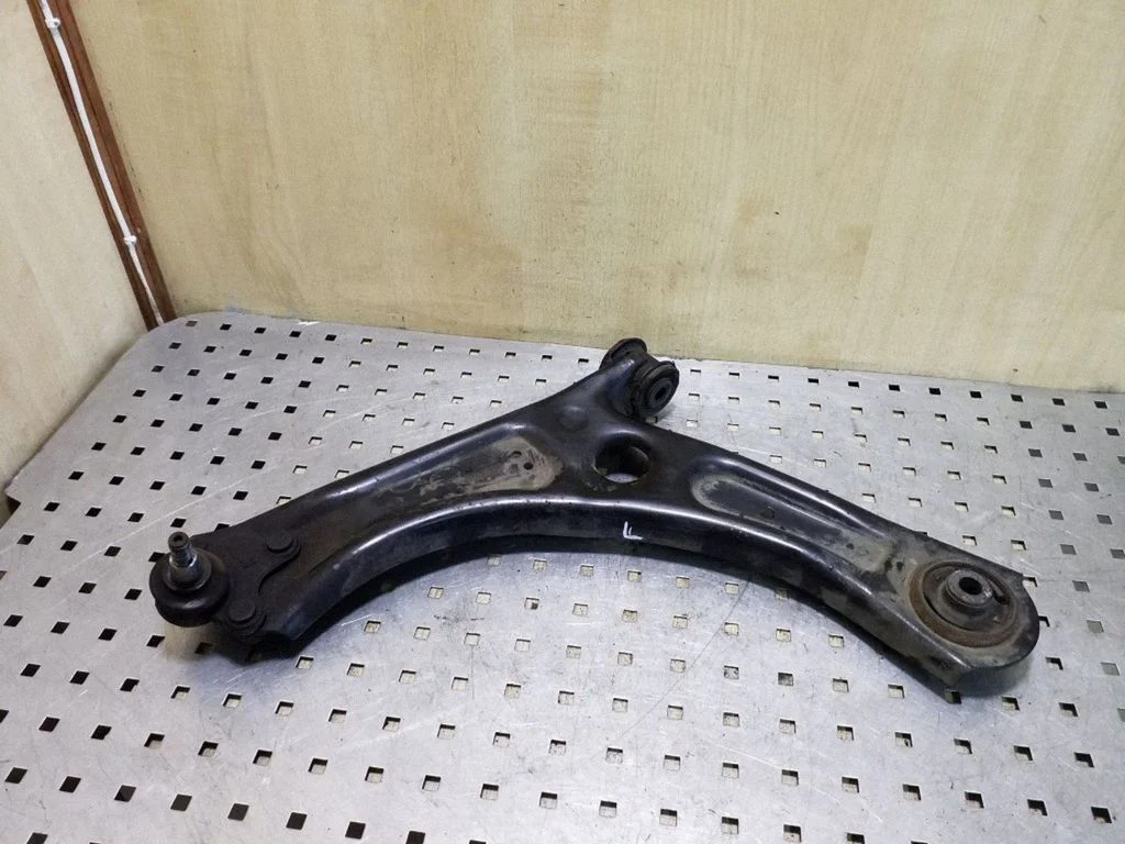 Front lower control arm/wishbone – Skoda Superb B6 (3T) (2008-2015)