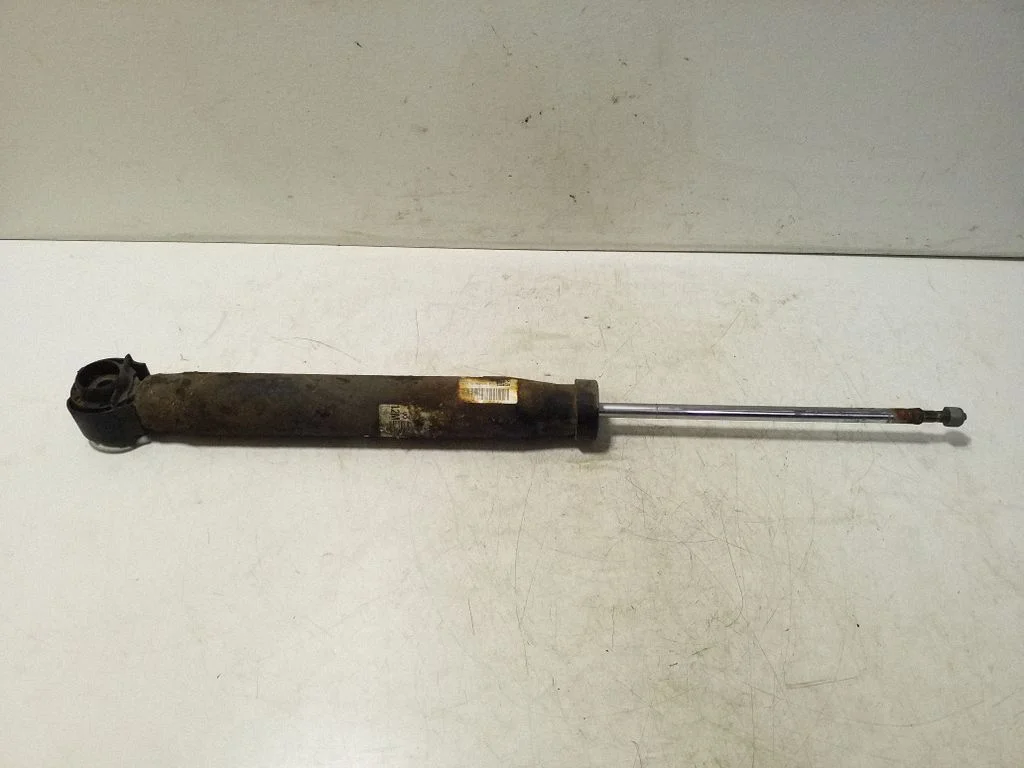 Tagumine amortisaator 8R0513028BR