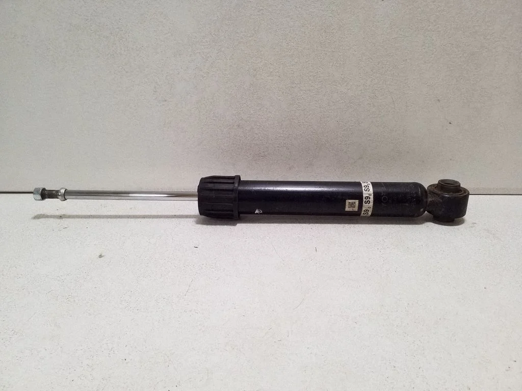 Tagumine amortisaator 4853002S90