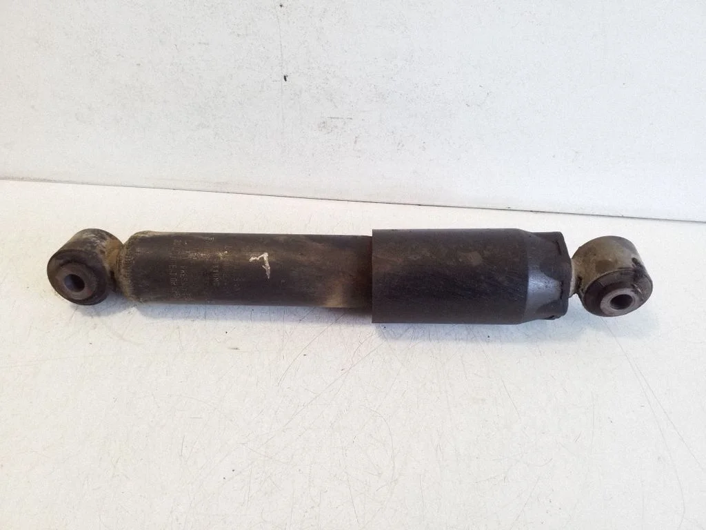 Tagumine amortisaator – Nissan Pathfinder R51 (2005-2012)