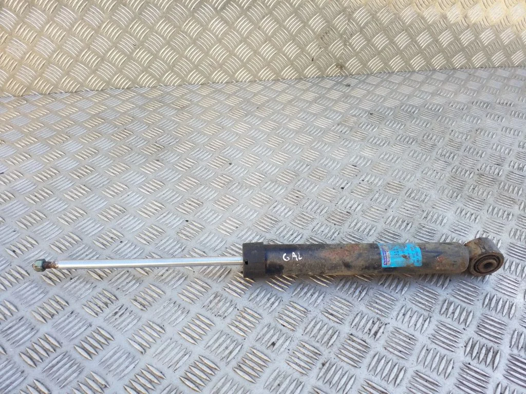 Rear shock absorber/damper