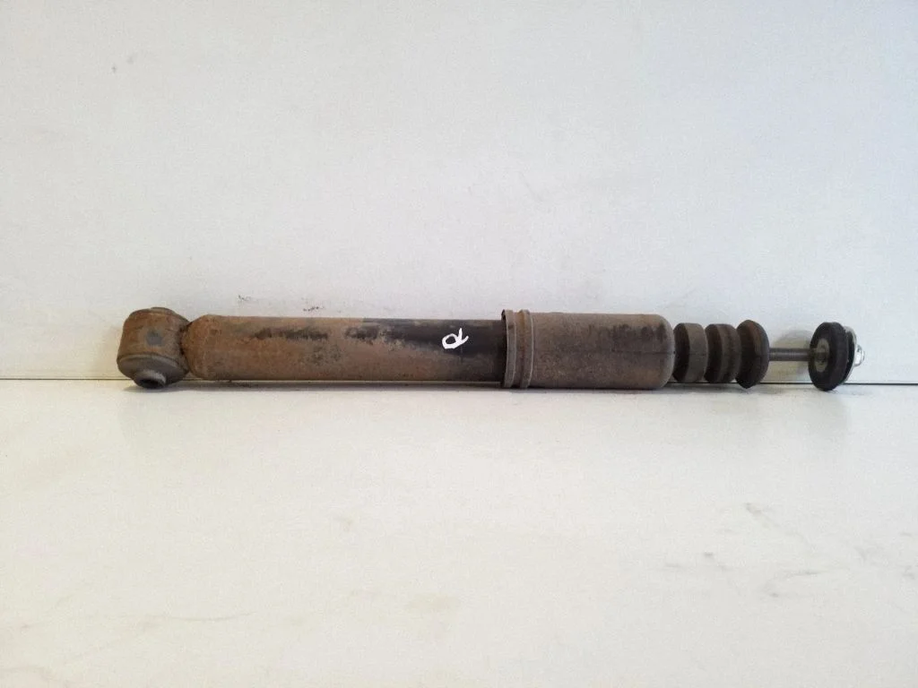Rear shock absorber/damper – rear right