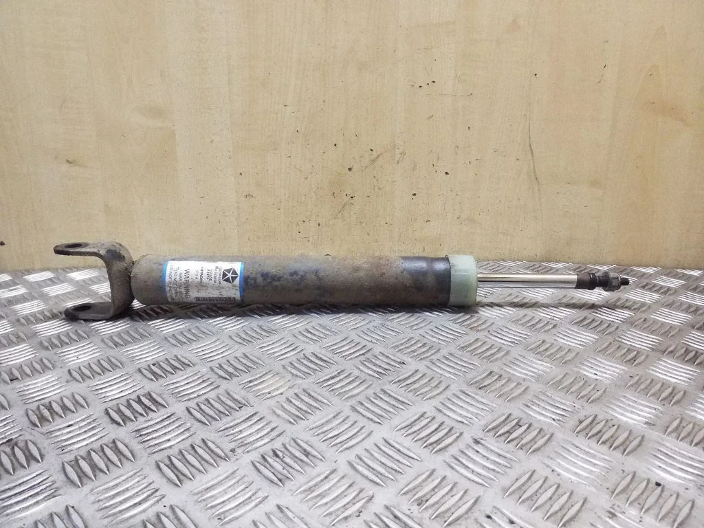 Tagumine amortisaator 68029552AF