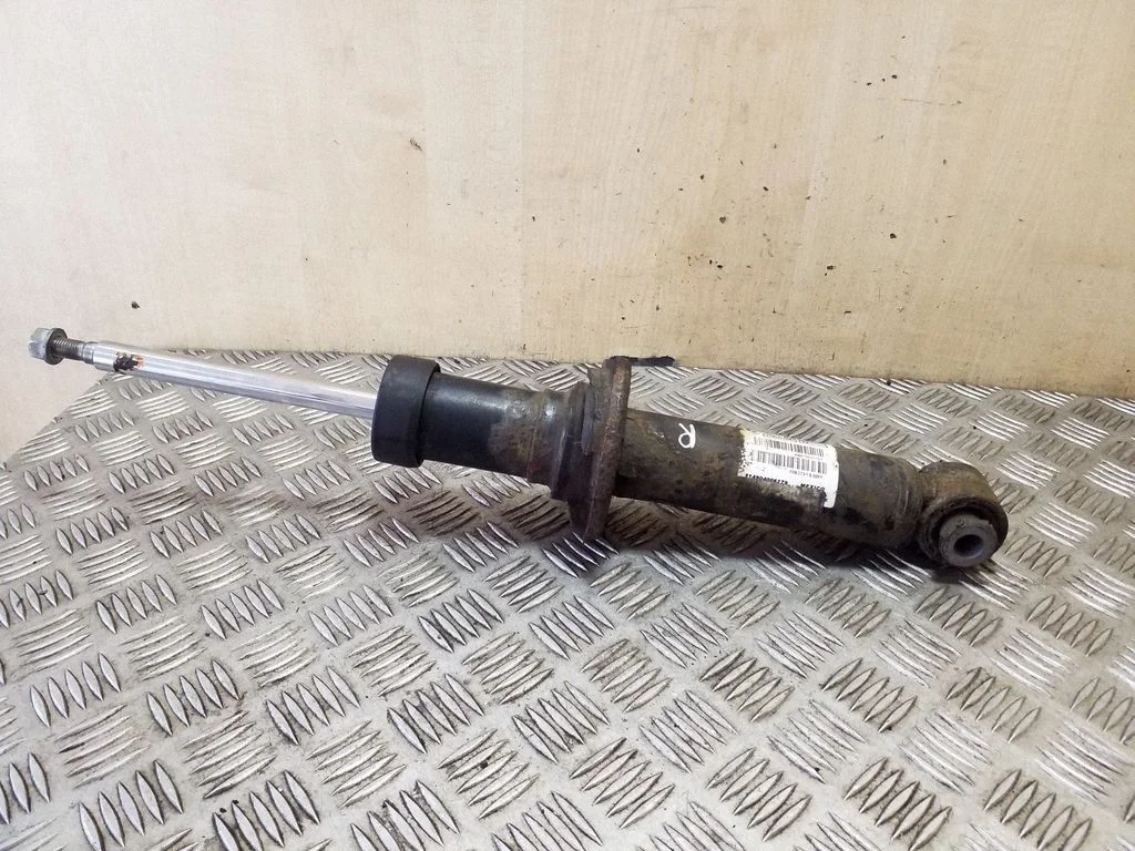 Rear shock absorber/damper 33526796317