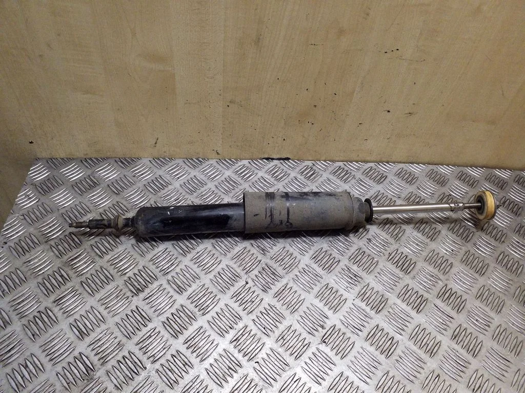 Tagumine amortisaator NH822008