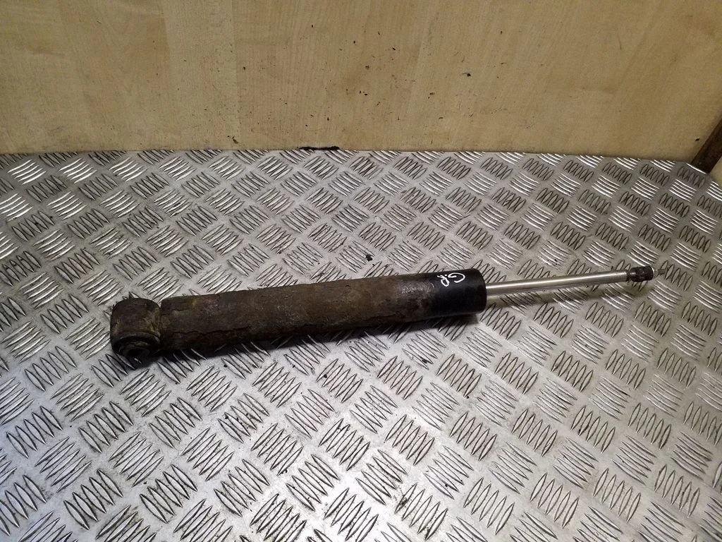 Rear shock absorber/damper