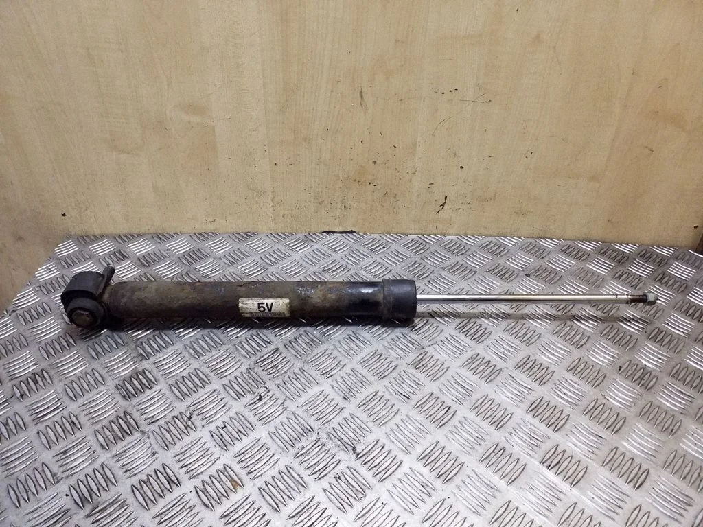 Tagumine amortisaator 8K0513035L