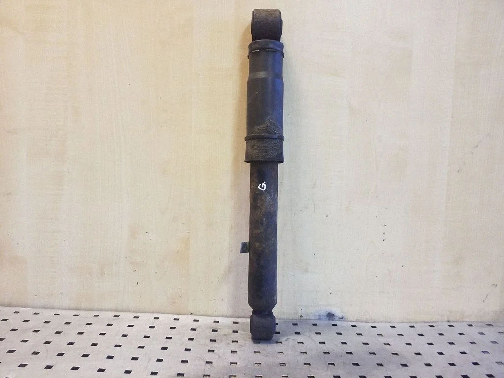 Rear shock absorber/damper