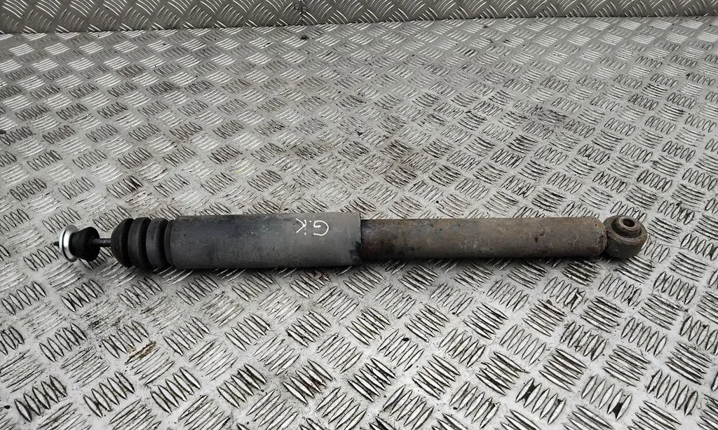 Rear shock absorber/damper – Nissan Juke I F15 (2010-2018)