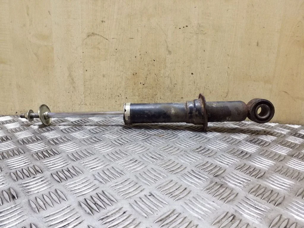 Rear shock absorber/damper