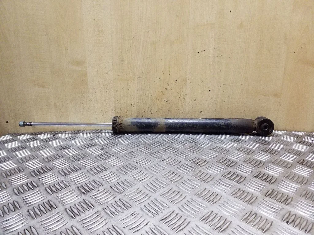 Tagumine amortisaator 6R0512011BM