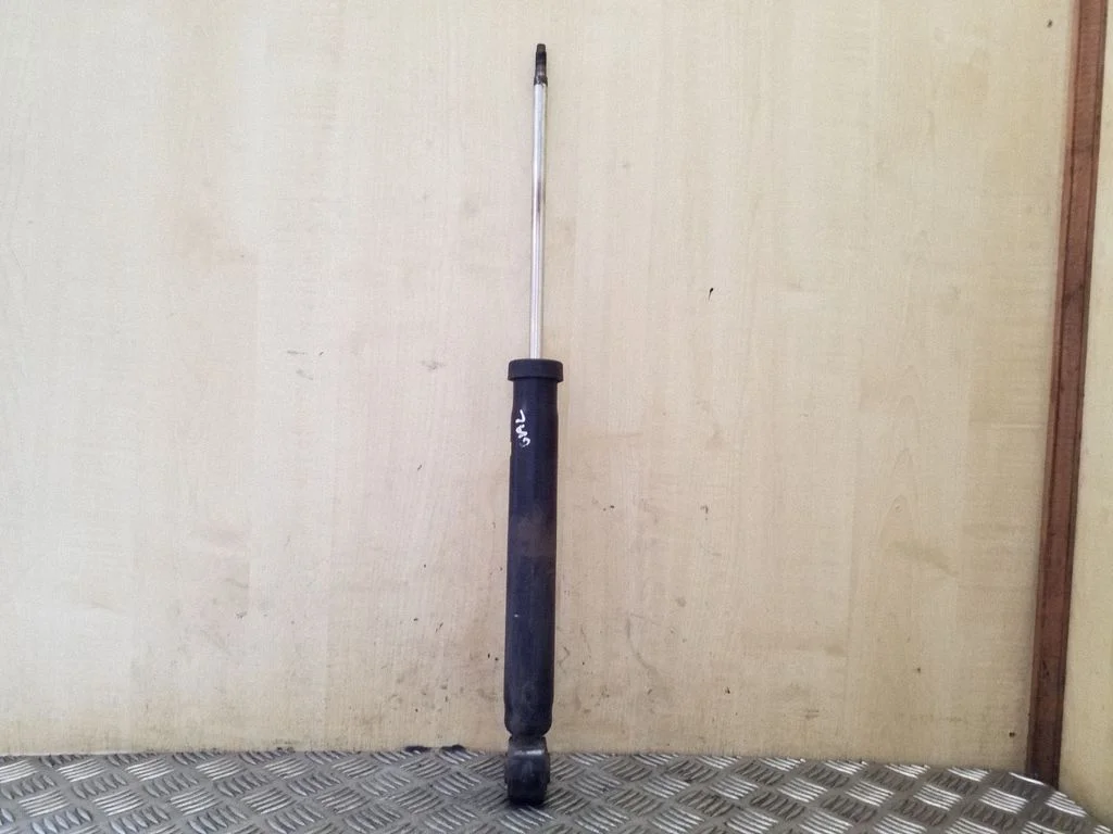 Rear shock absorber/damper