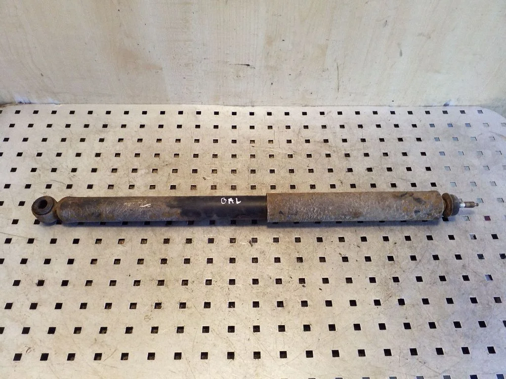 Rear shock absorber/damper