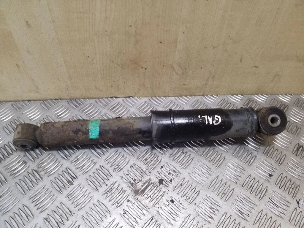 Rear shock absorber/damper