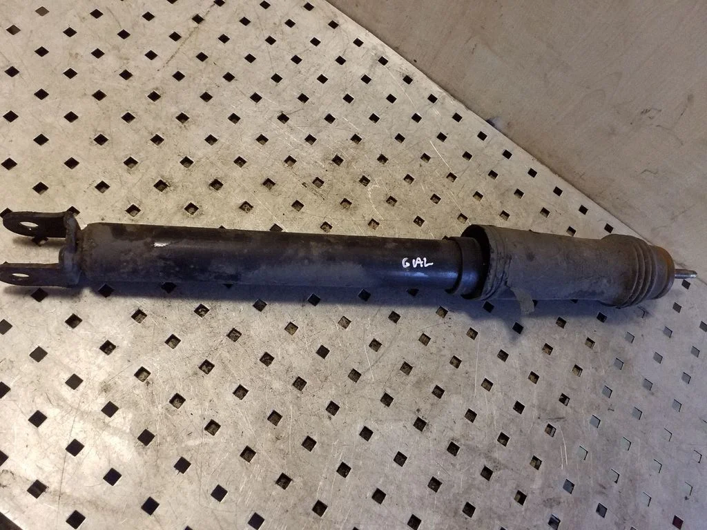 Rear shock absorber/damper 553113U010