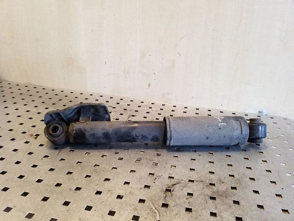 Rear shock absorber/damper 553102B211