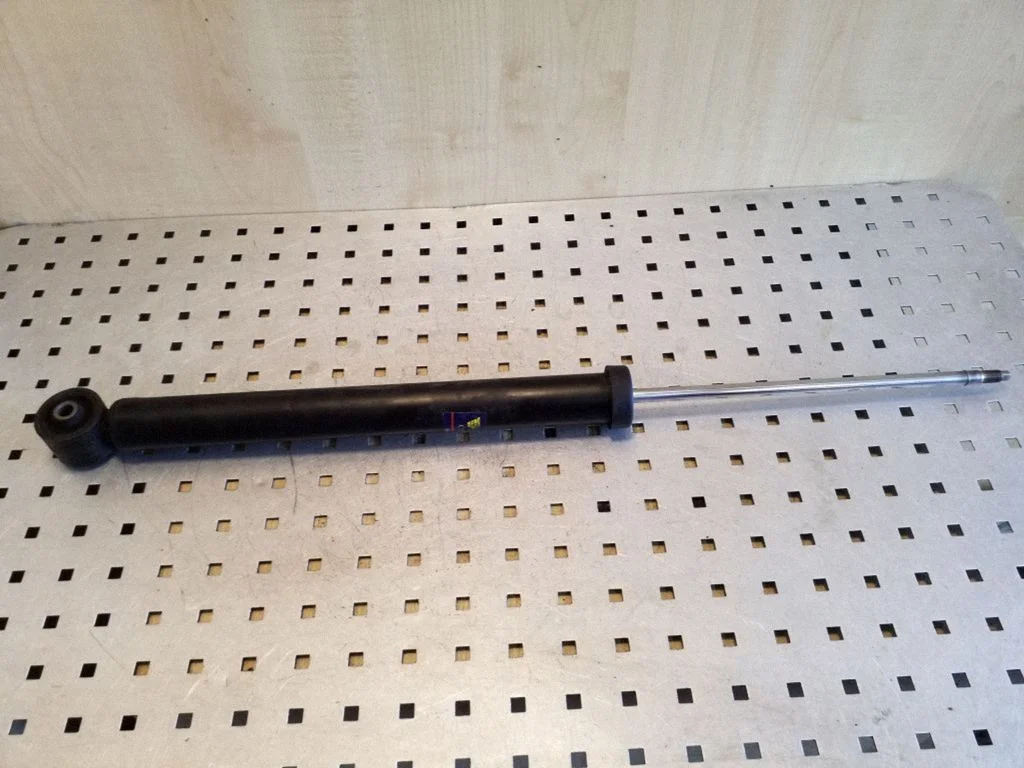 Rear shock absorber/damper