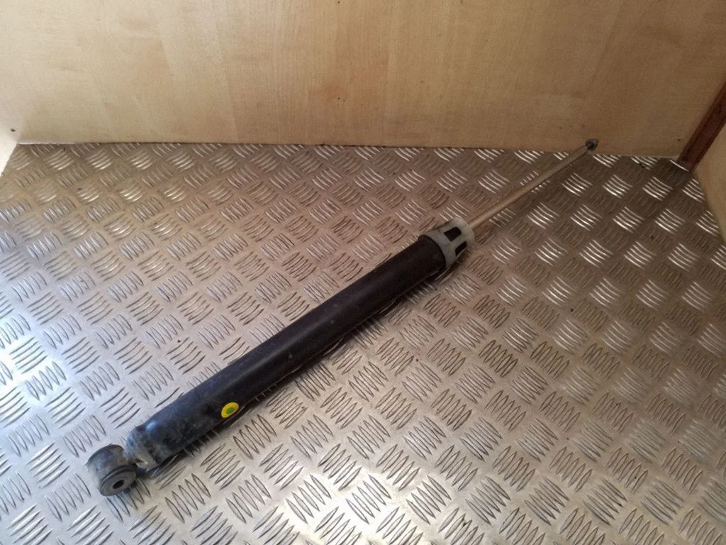 Amortyzator tylny E3125702 – Ford Focus (2010-2017)